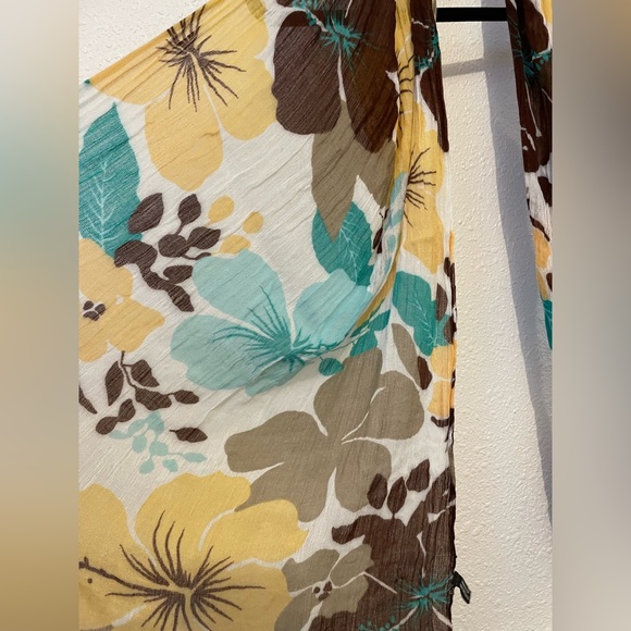 Vintage Style Brown, yellow and turquoise soft flowy floral scarf 100% viscose - Picture 3 of 6